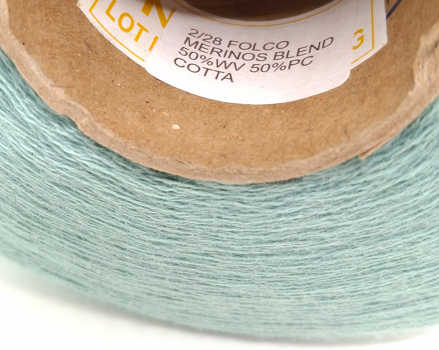 Hilo italiano de lana merino color verde salvia n.° 774