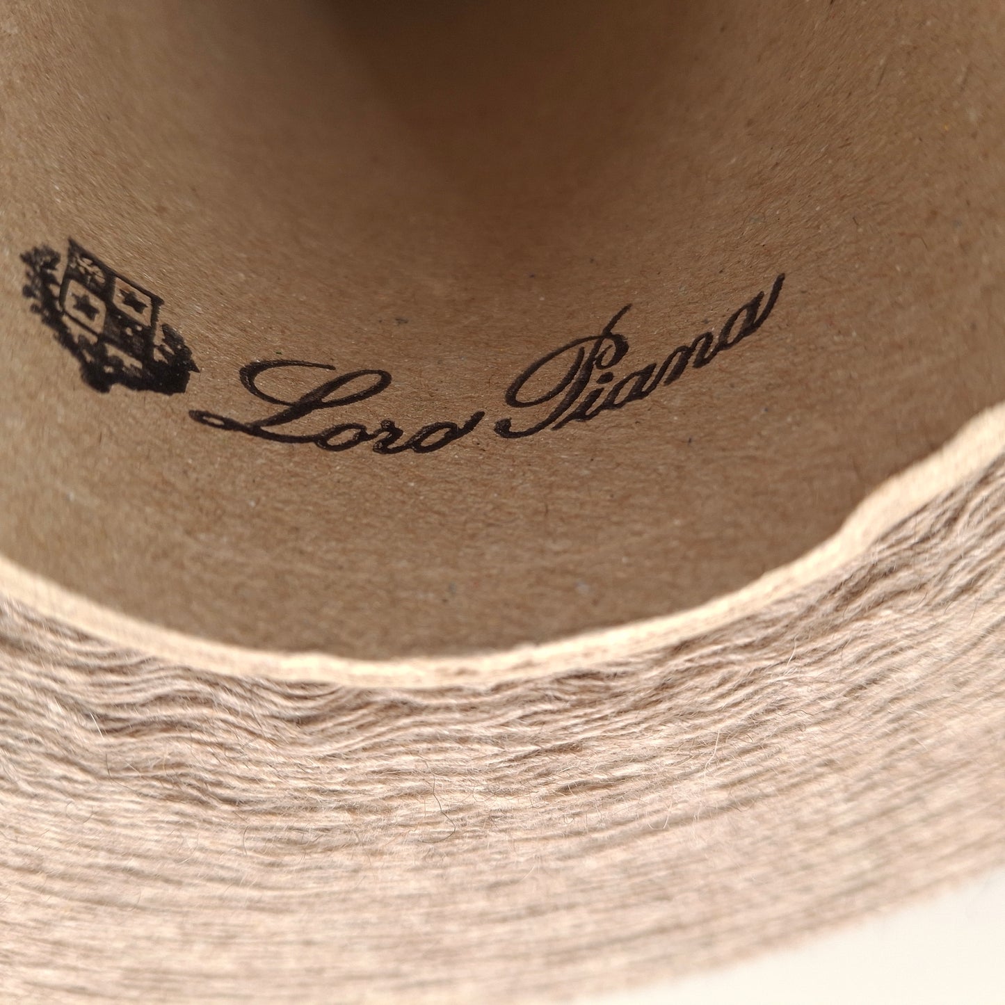 100g Loro Piana Cashmere 100% filato italiano colore Beige N.1039