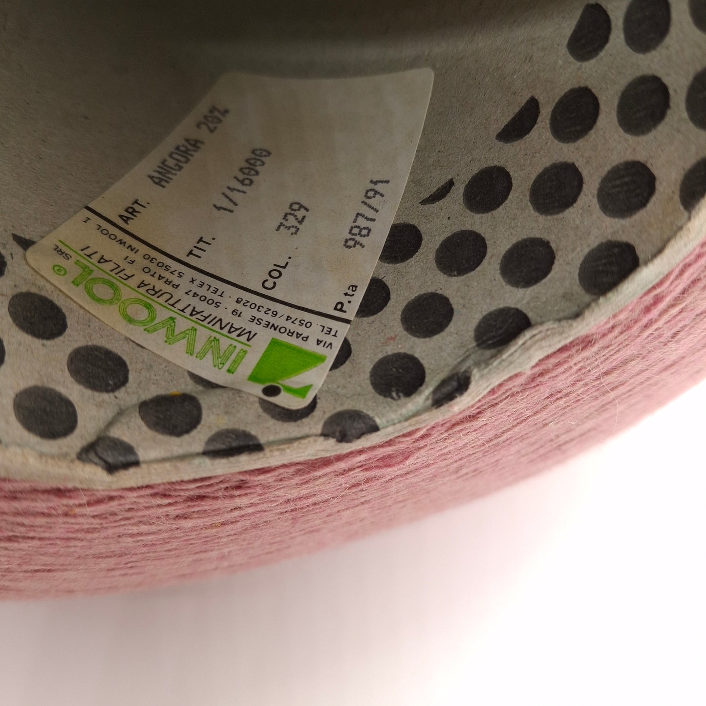 Hilo italiano de lana de angora color beige rosa sucio N.1074