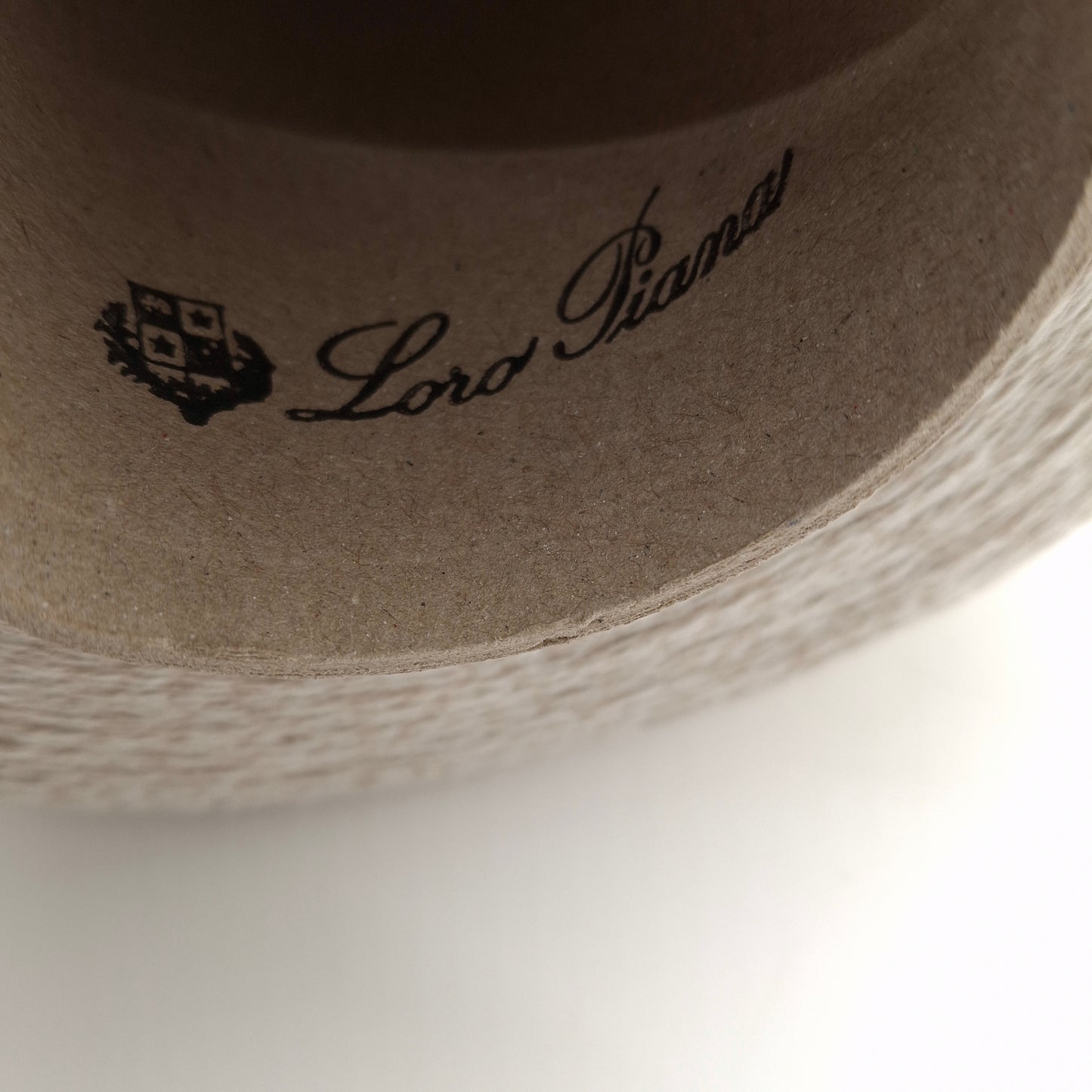 100g Loro Piana Cashmere Canapa filato italiano colore Beige Grezzo N.1085