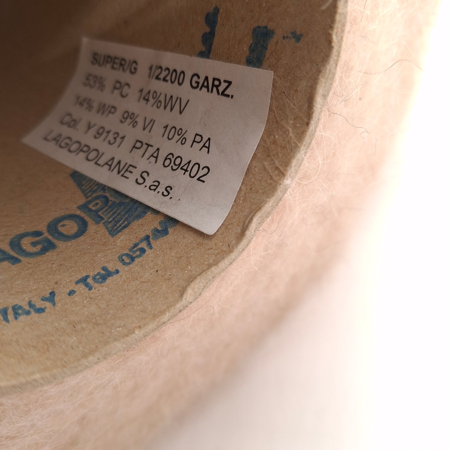 100 g Alpakawolle, italienisches Garn, Farbe Lachsbeige, Nr. 1120