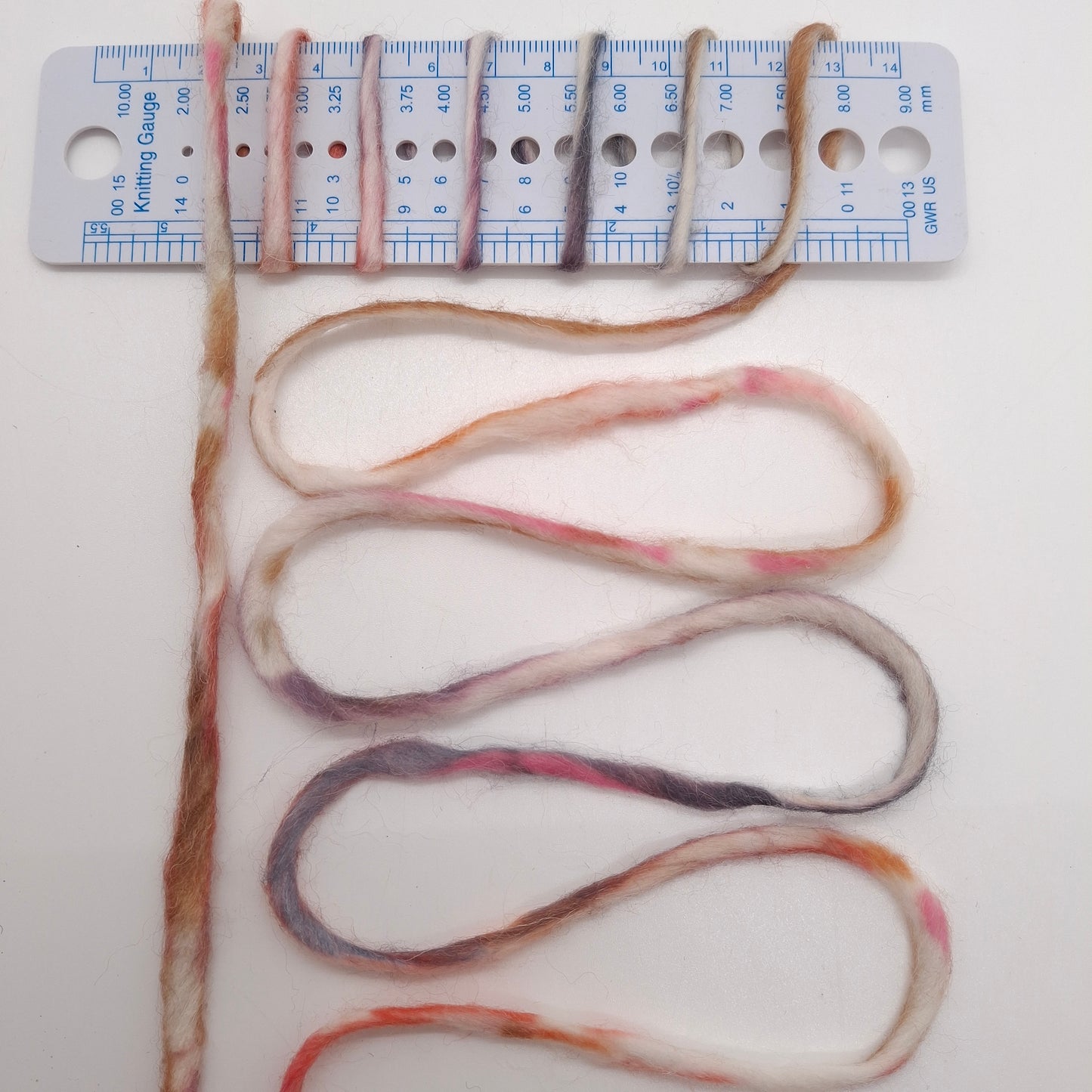 420g Filato italiano colore Bianco Multicolore N.1144