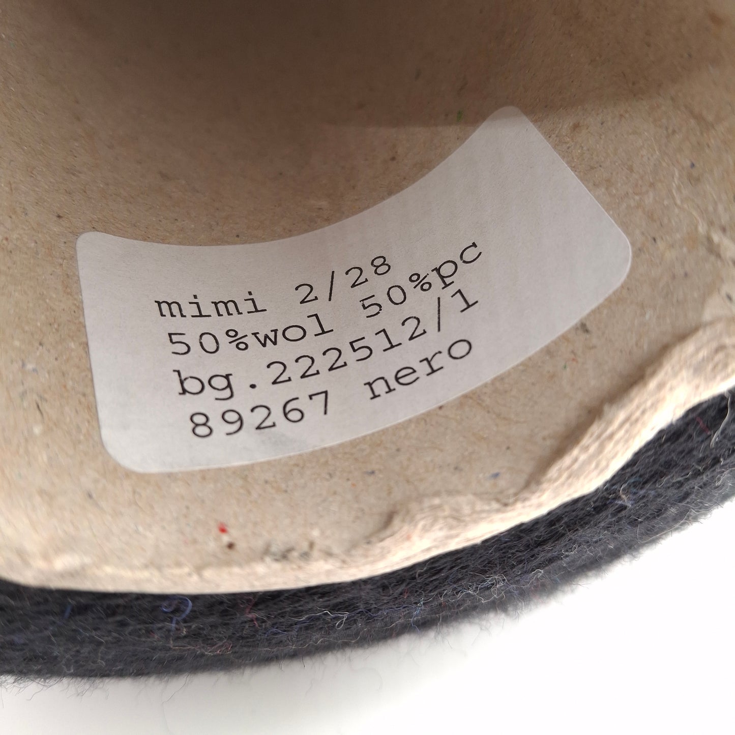 Italiensk merinouldgarn Farve Sort N.1160