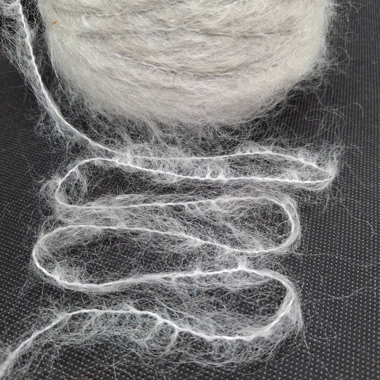 250g Mohair morbido filato italiano colore Grigio Chiaro N.965