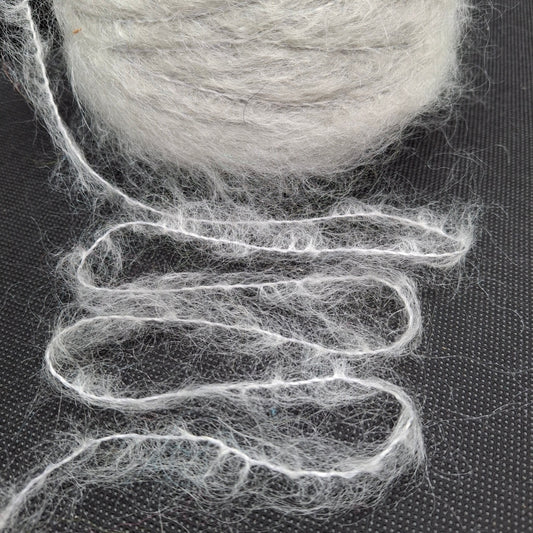 250g Mohair morbido filato italiano colore Grigio Chiaro N.965