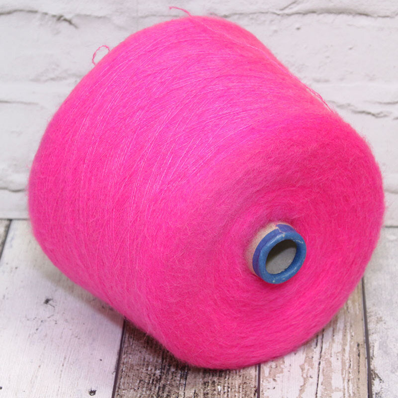 100g blødt mohair italiensk garn neon pink farve nr. 1127