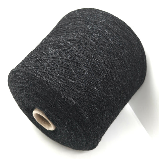 100% laine Shetland, fil coloris Noir Anthracite N. 1381