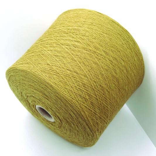 Laine d'agneau 100% Fil couleur moutarde N. 1379