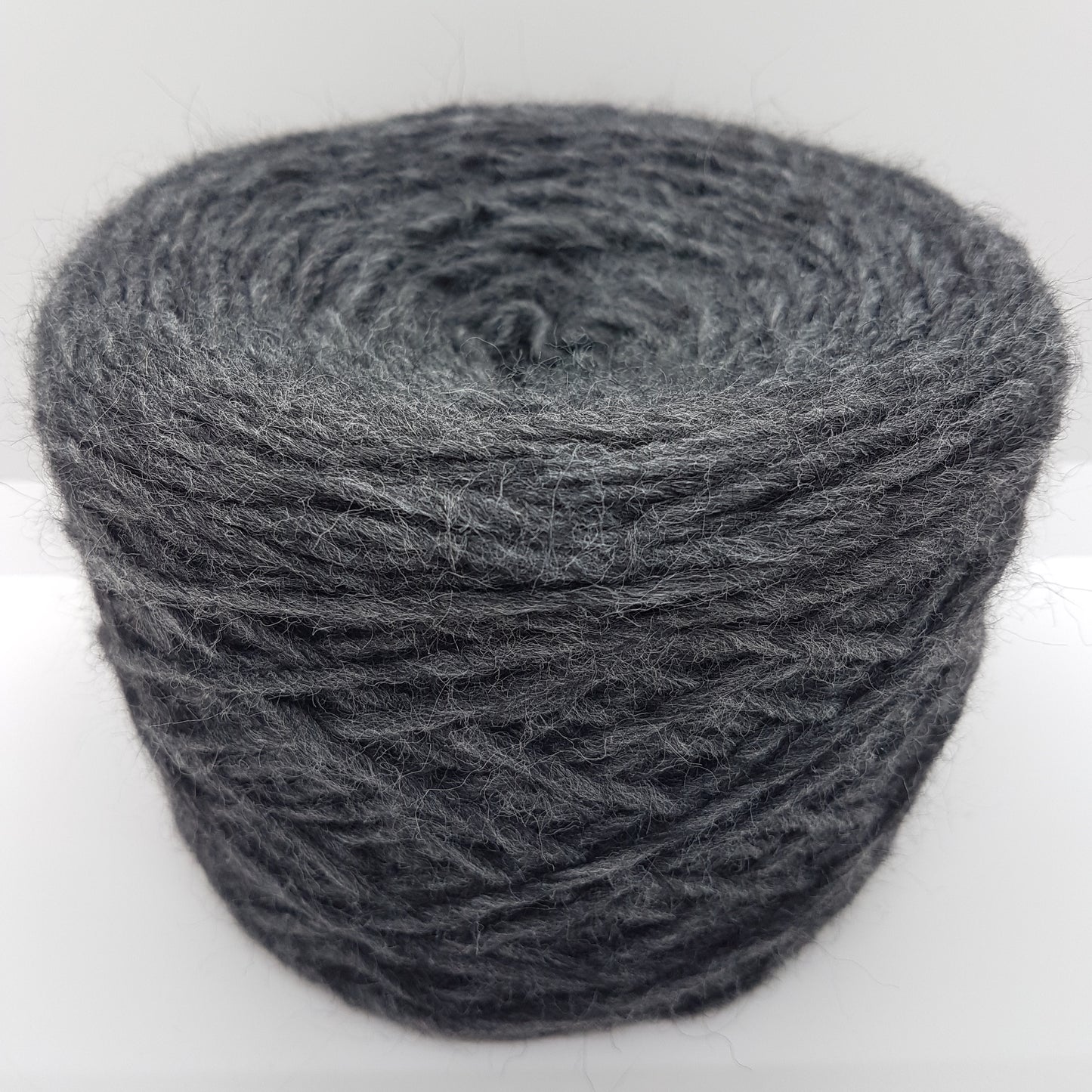 100g Jungfrau Wolle Alpaka Italienisches Garn dunkelgraue Farbe N.222