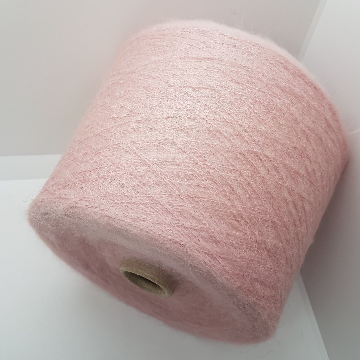 100g Soft Mohair Italian Italian pink color N.238