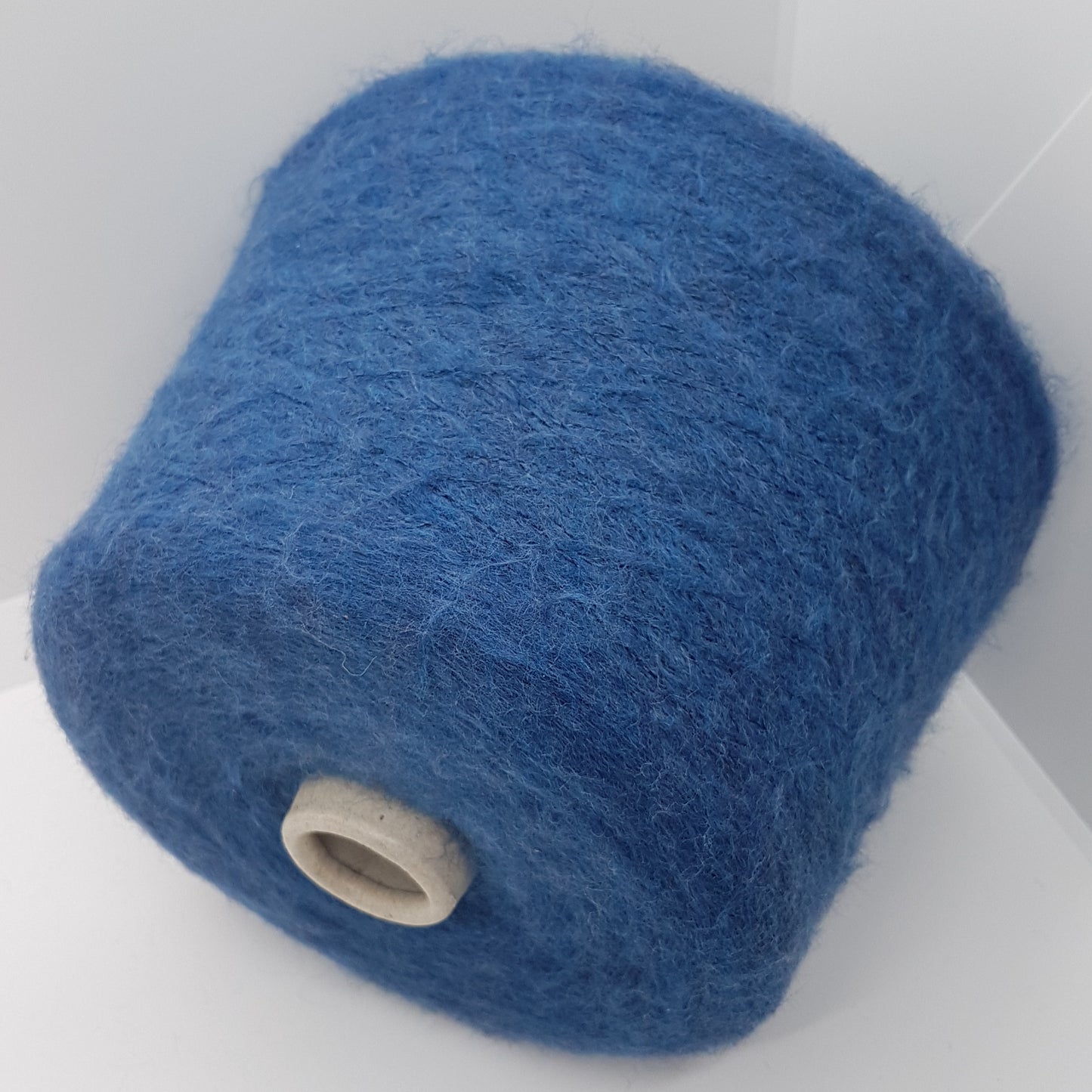 100 g gebürstete Wolle Italienisch weiches blaues Garn N.303
