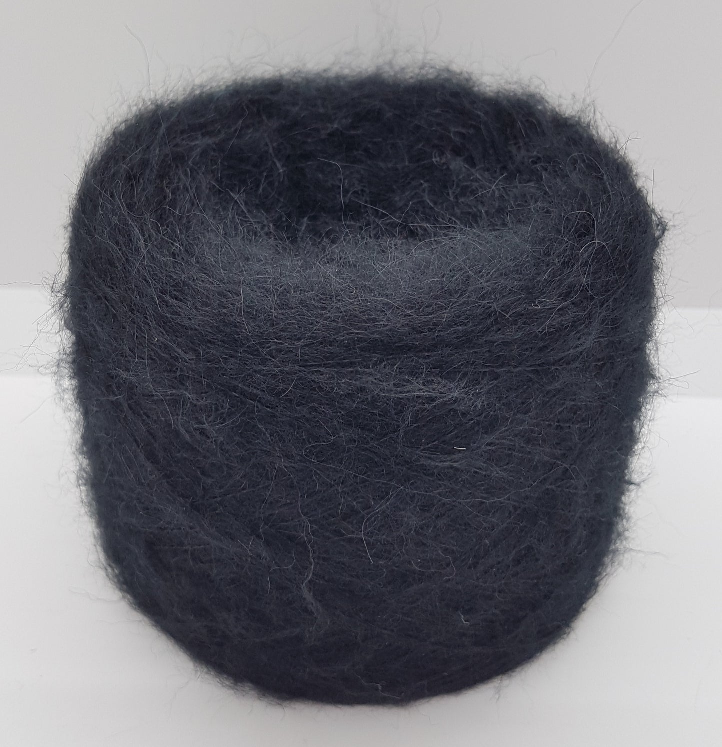 100g Alpaca Brushed Hilo italiano suave cepillado color Negro N.338