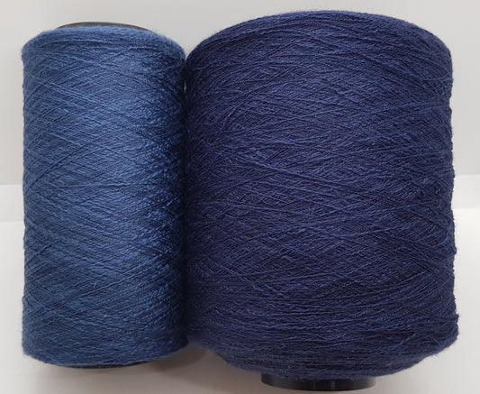LORO PIANA  Italien Flamed Cotton Silk Italian Yarn sur des cônes bleus N. P52