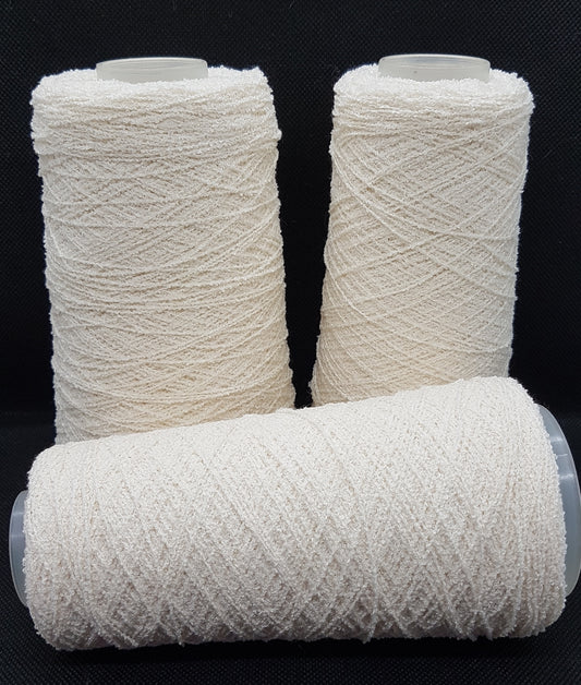 LORO PIANA Wolle Baumwolle Bouclé Italienisches Garn Cremeweiß Farbe Nr. P61