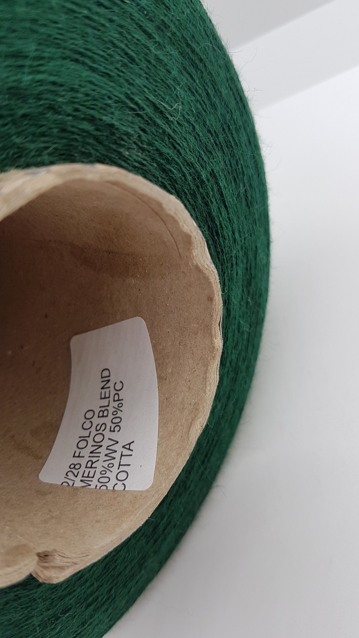 Lana Merino filato italiano colore Verde N.766