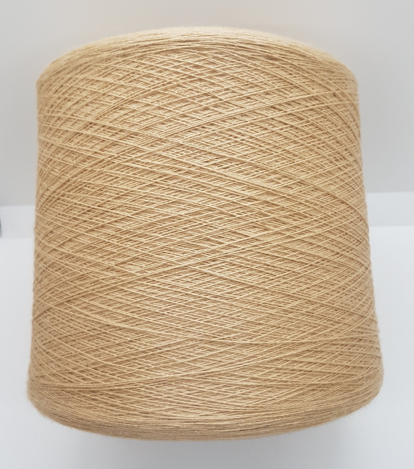 Italienisches Garn aus Merinowolle, Farbe Goldbeige, Nr. 764