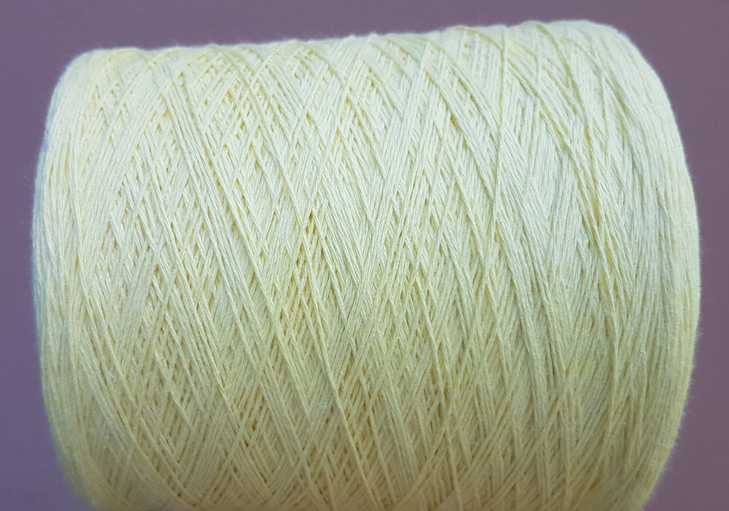 100g Coton 100% Italien Doux Fil Couleur Jaune Citron Pâle N.437