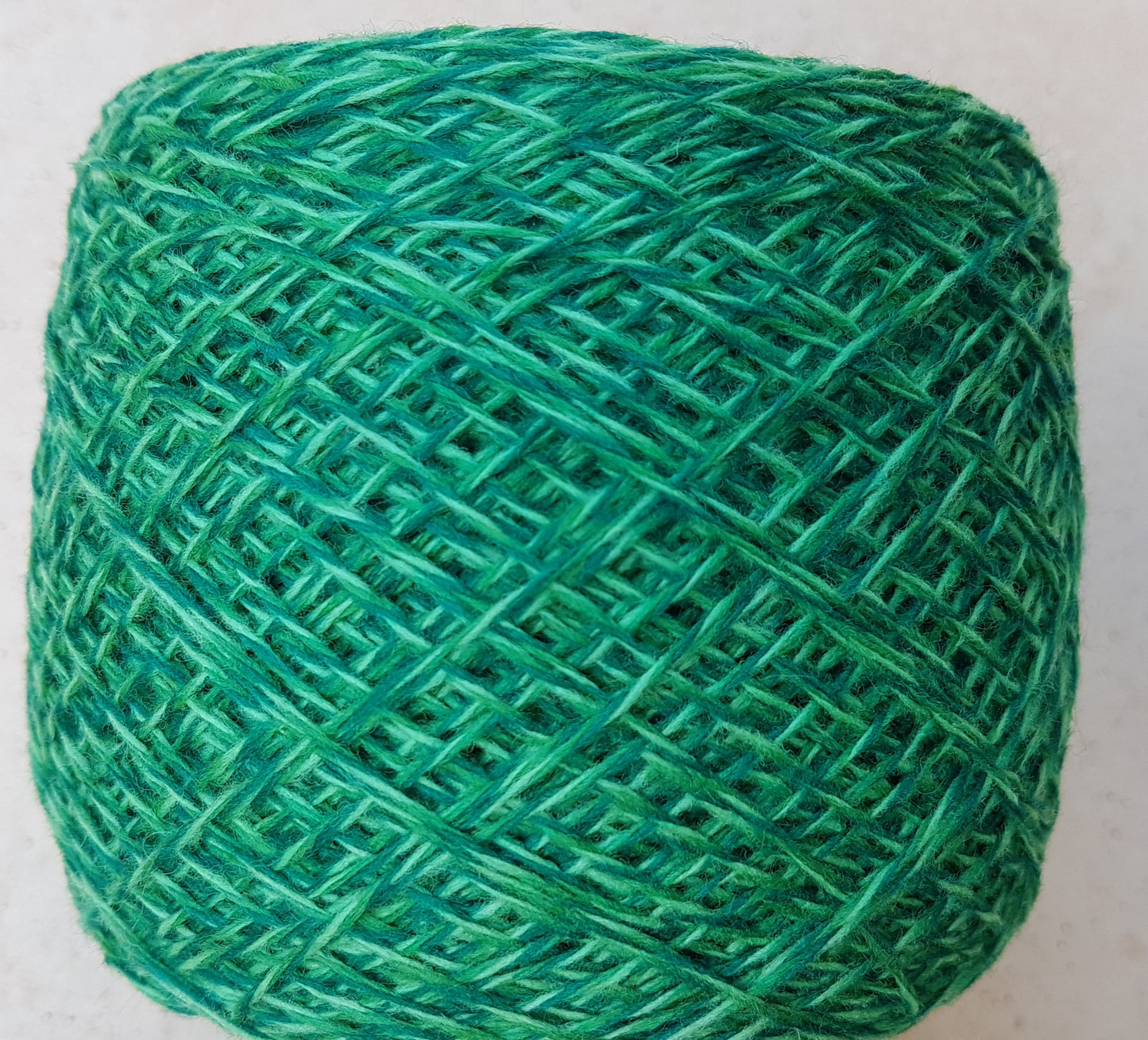 130g de Lana Merino Extrafina 100% Hilados Italianos Color Verde N.500