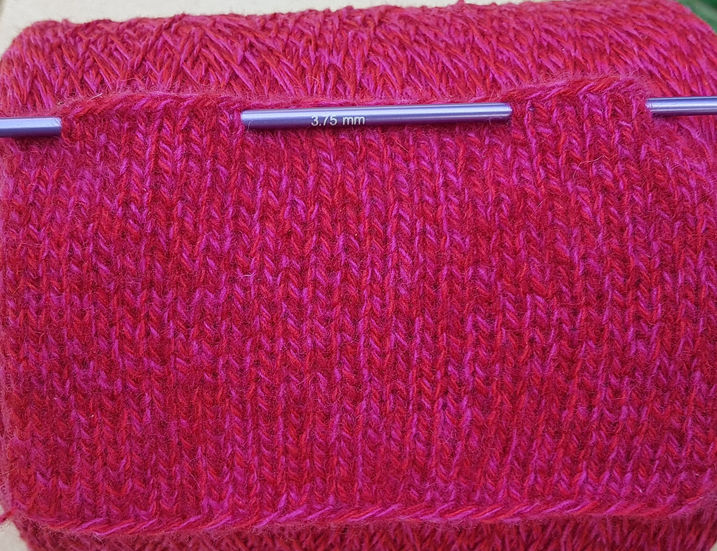 100g Lana Merino Extrafino 100% Hilado Italiano Color Rojo Fucsia N.498