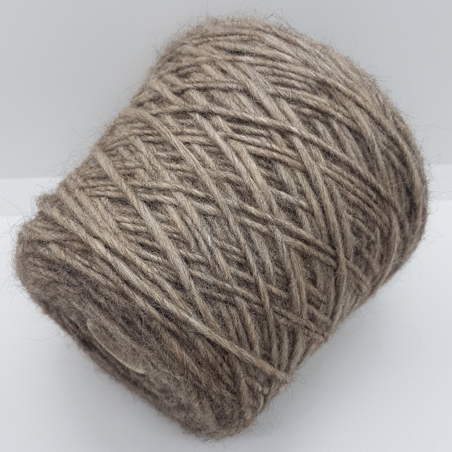 Alpaca hilada color italiano Marrón Gris Taupe N.514