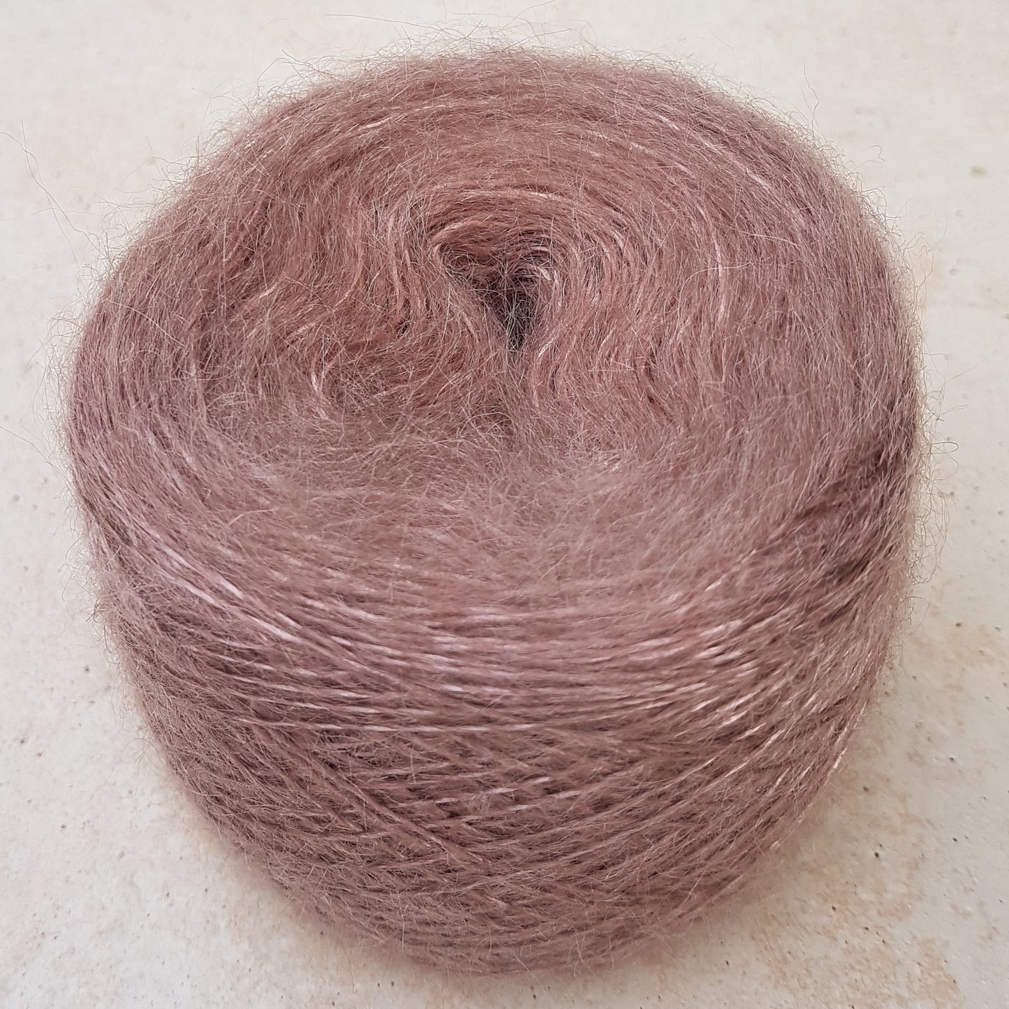 100g Mohair Fil Italien Viscose Couleur Beige Rose Antique N. 523