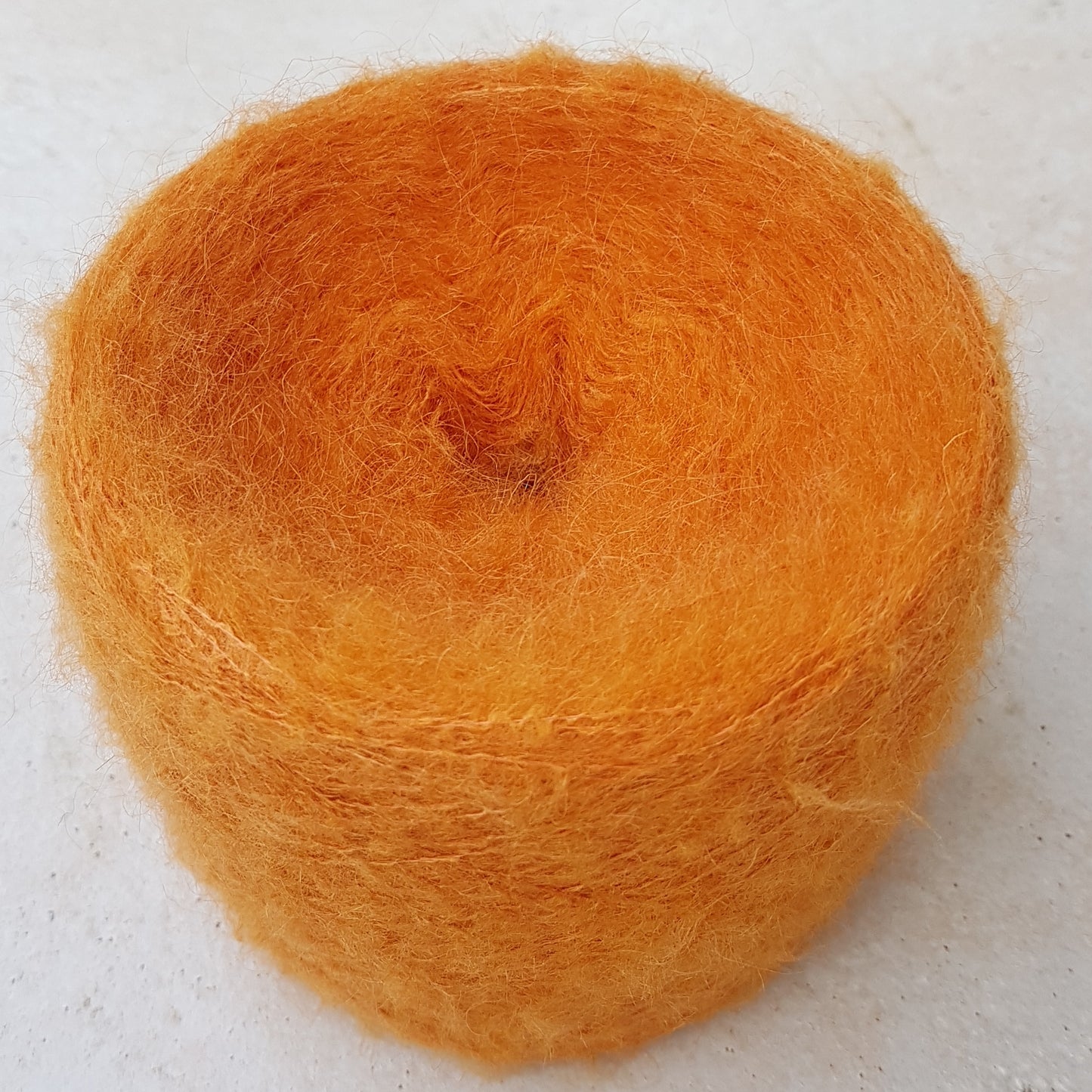 100g Mohair spundet italiensk farve Orange græskar N.524