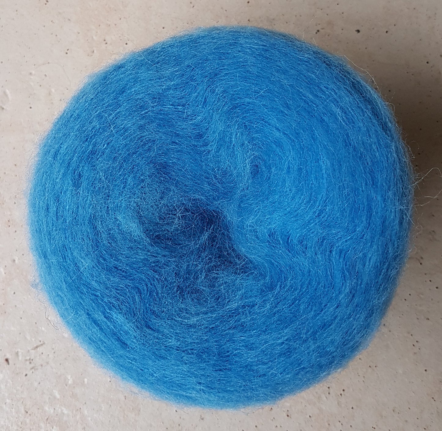 100g Mohair Italienisches Garn Blaue Farbe N.525