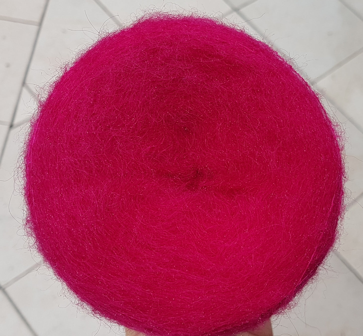 100g de mohair hilado color italiano rosa fucsia frambuesa N.526