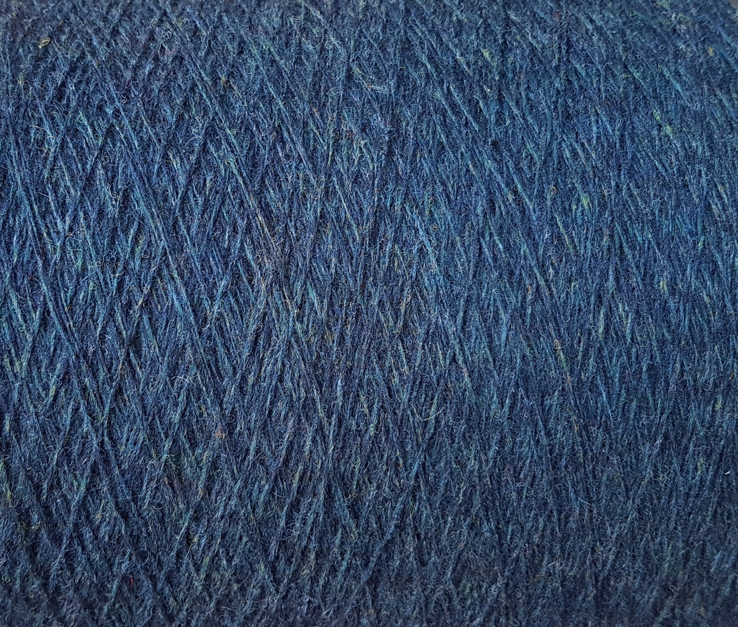 100g de lana Shetland 100% hilo italiano, color Azul Melang N.543