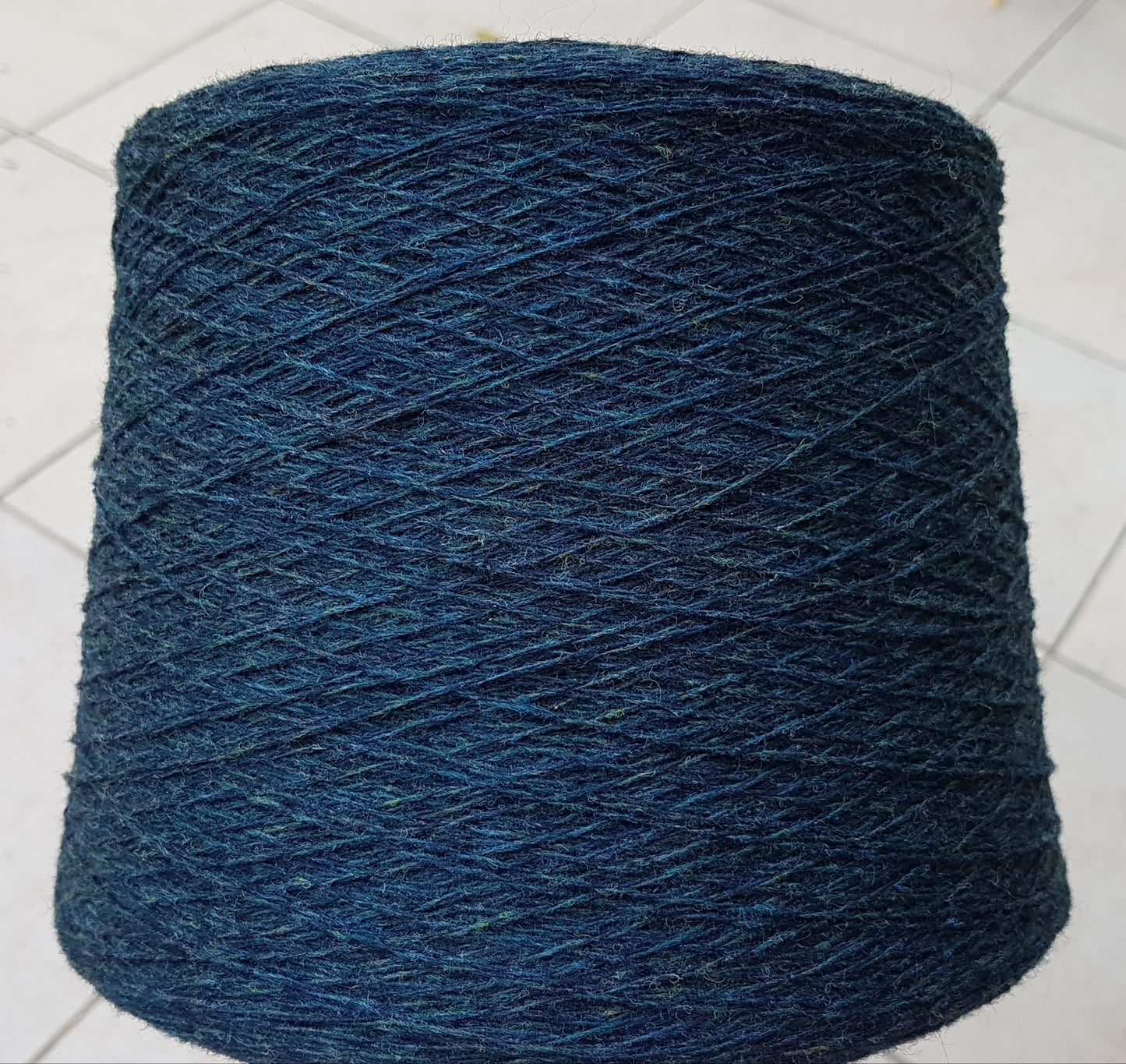 100g de laine Shetland 100% fil italien, couleur Bleu Mélange N. 543