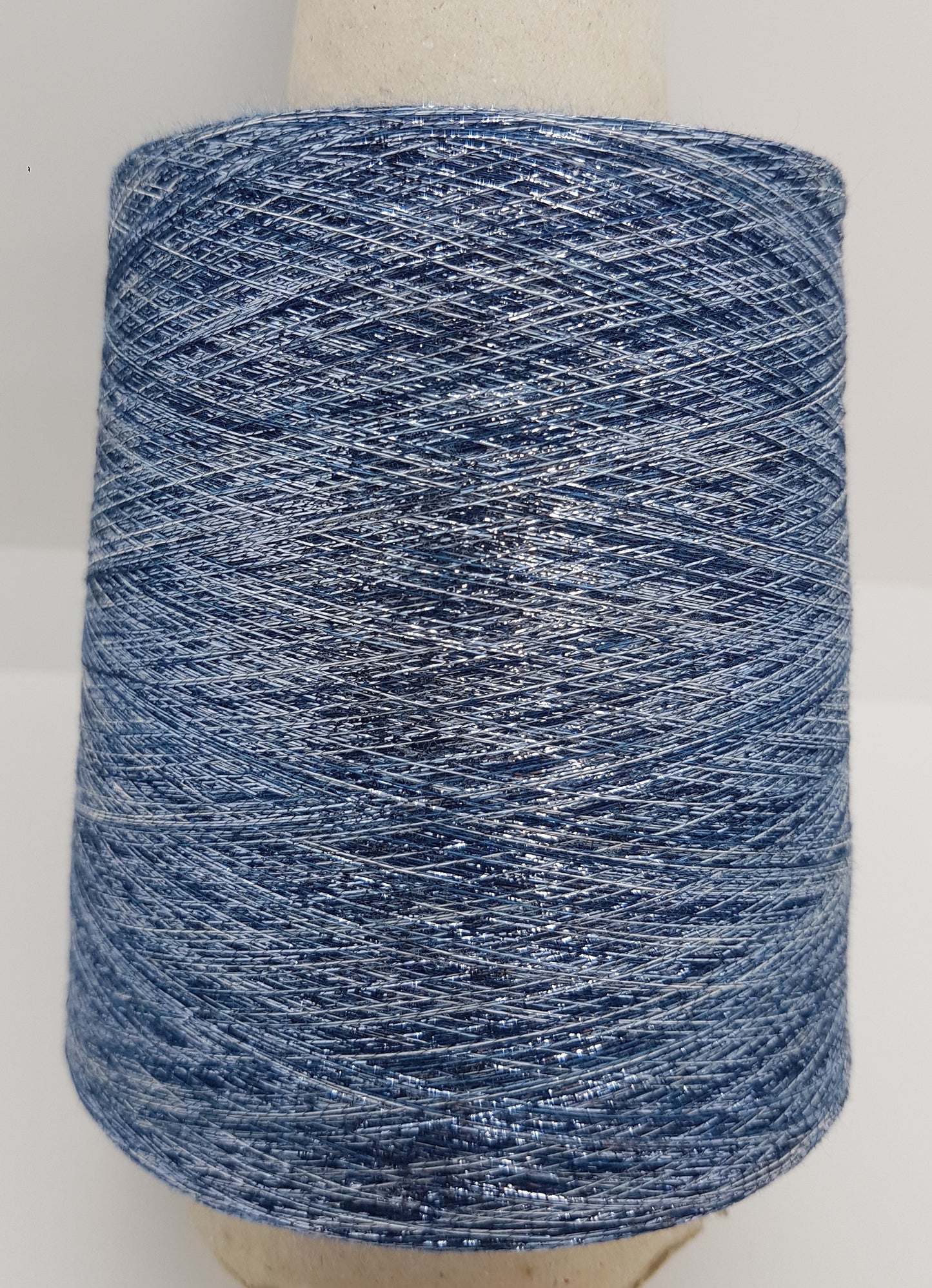 Italienisches Lurex-Garn, Farbe Blaugrau Silber L64