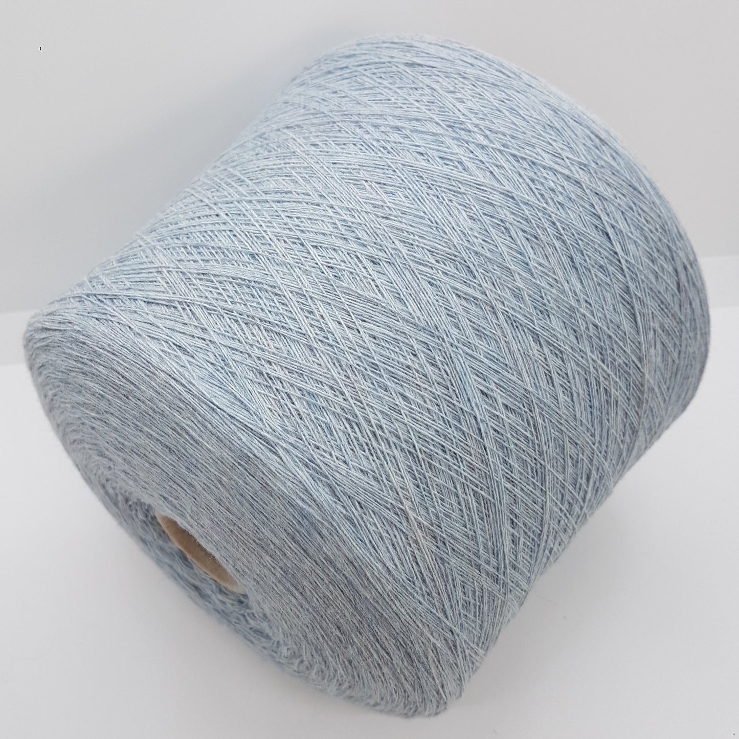 1kg Canberra Extrafine Wool Italian yarn color Light Blue Mélange N.558