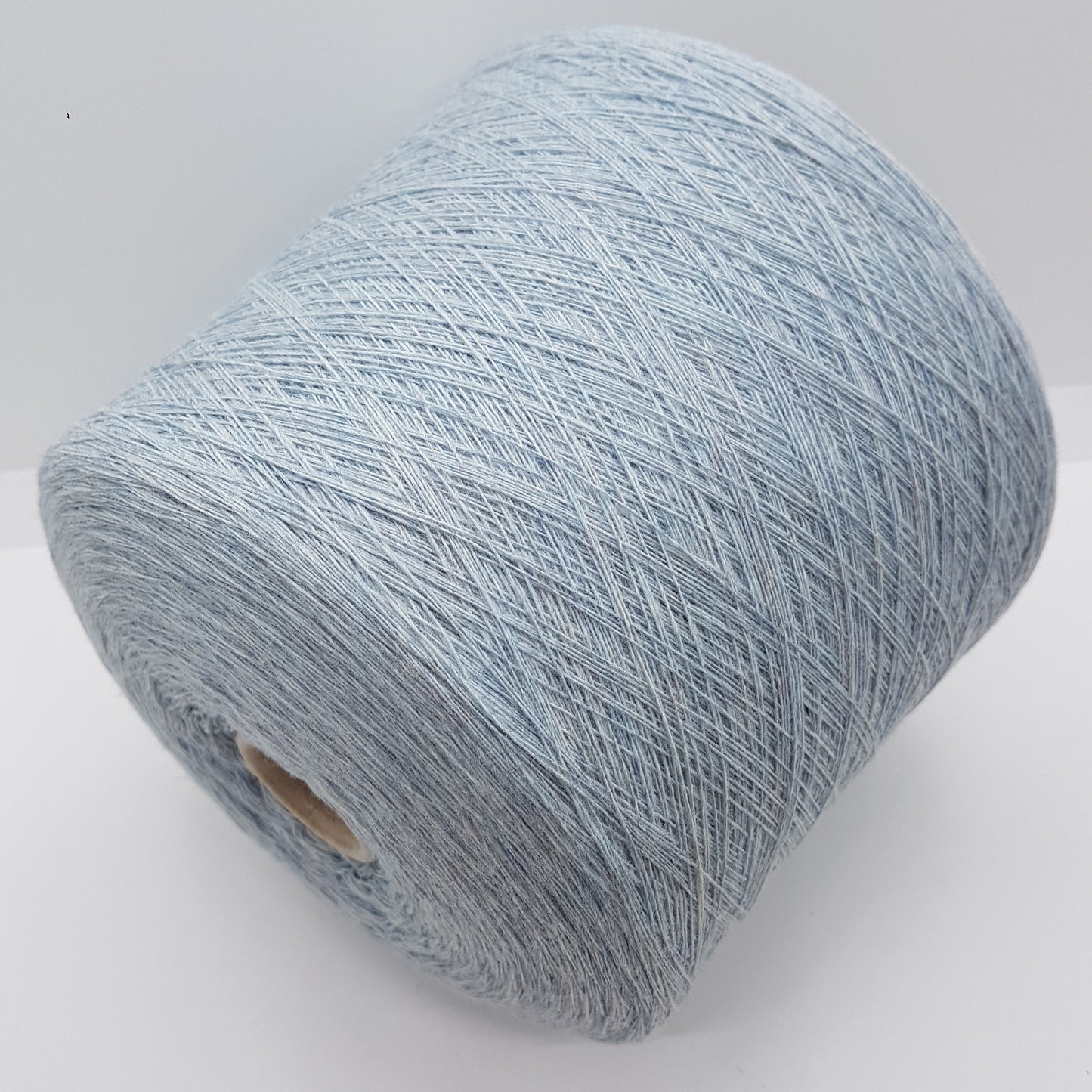 1kg Canberra Extrafine Wool Italian yarn color Light Blue Mélange N.558