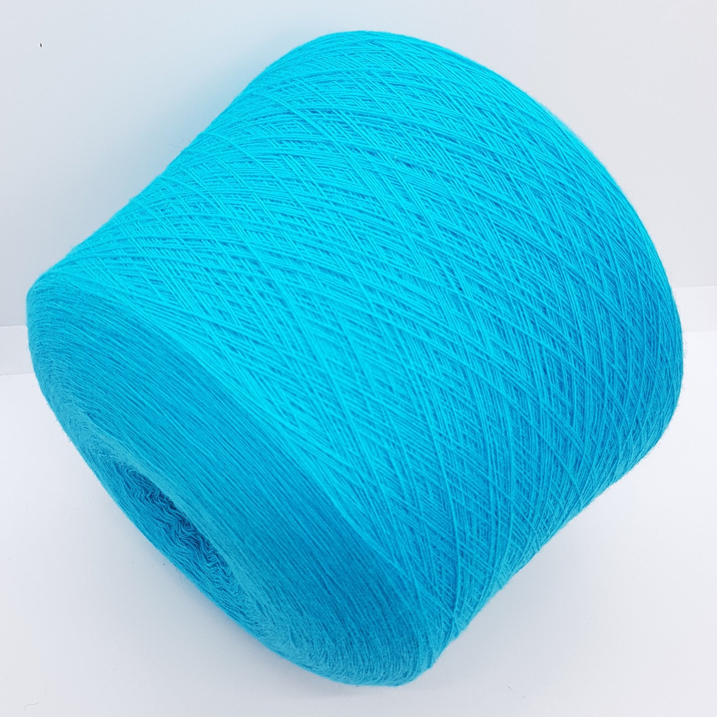 Canberra Extrafine Wool Italian Yarn Color Turquoise Blue N.570