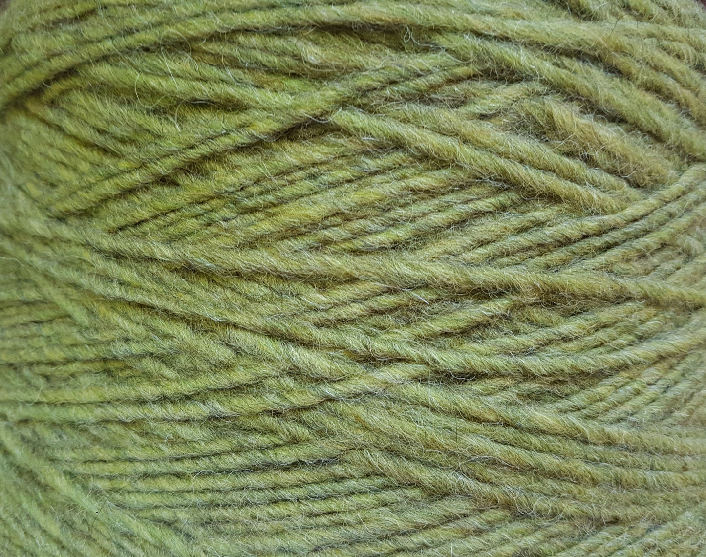 100g Laine d'Alpaga Fil italien couleur Vert Pistache N. 599