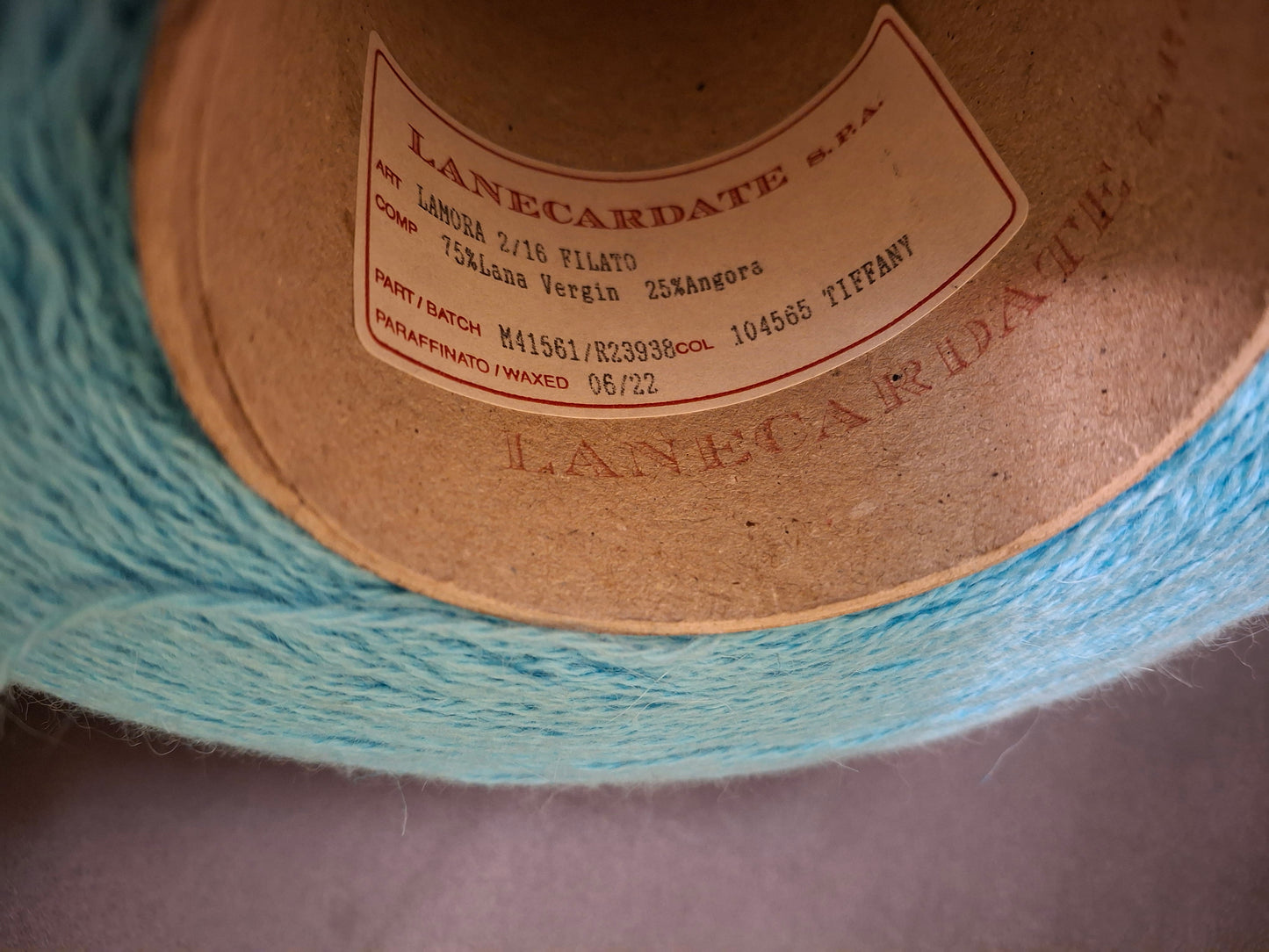 100g de fil italien de laine extrafine Angora couleur bleu bébé N. 615