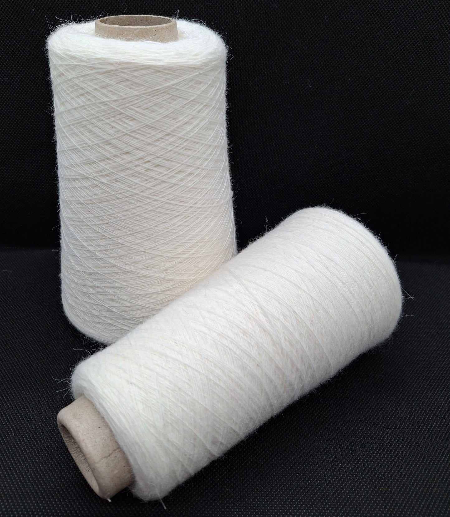 Fil italien Angora Lana Extrafine couleur Blanc N. 621