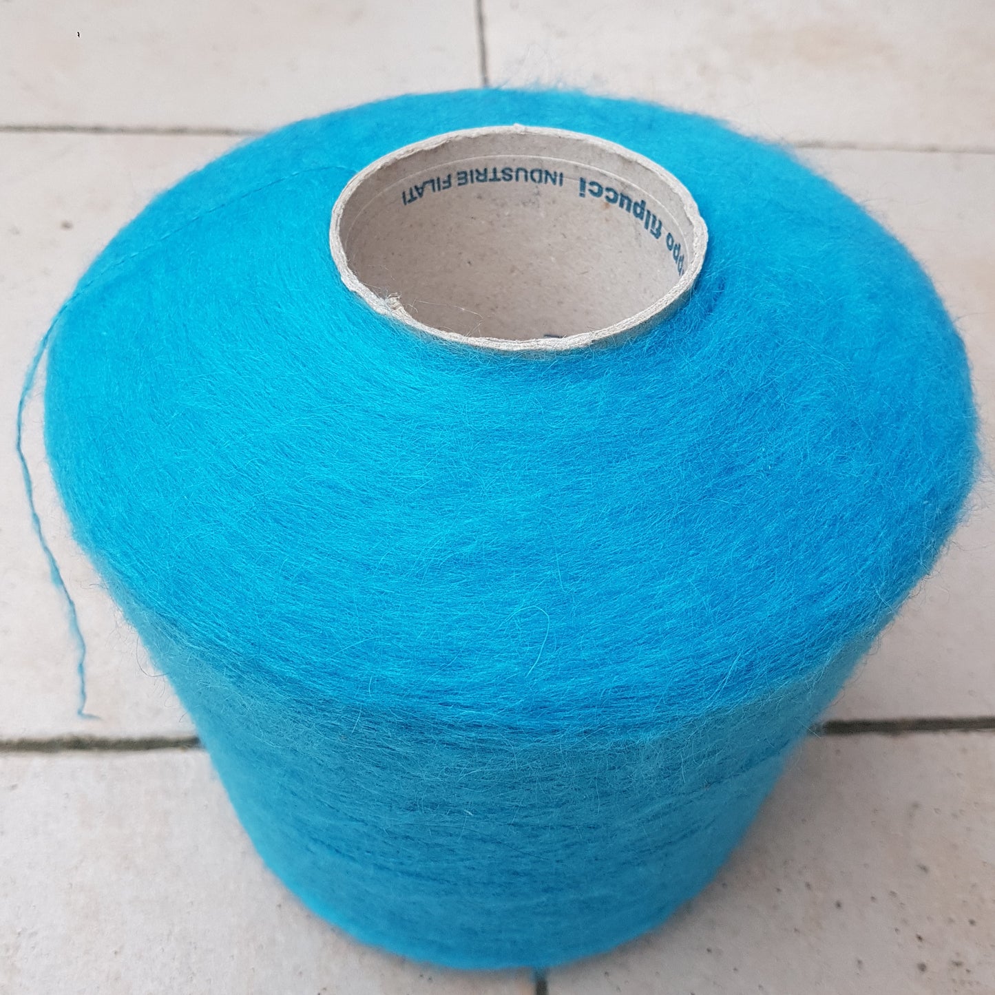 100g Kid Mohair blødt italiensk garn farve Turkisblå N.627