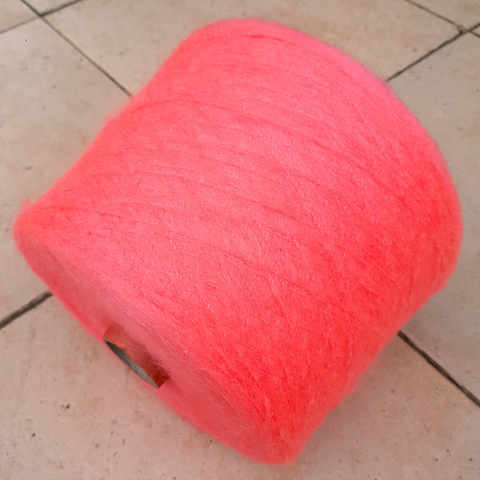 100g Mohair fil italien doux couleur Rose Géranium Fluorescent N. 641