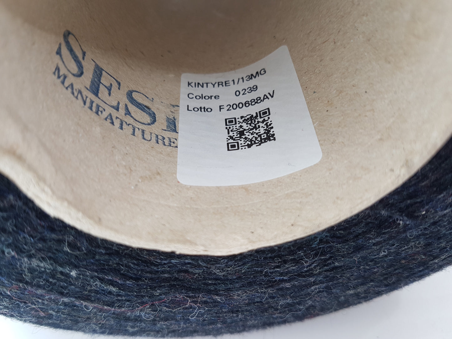 800g Lana Shetland 100% filato italiano colore Nero Mélange N.622