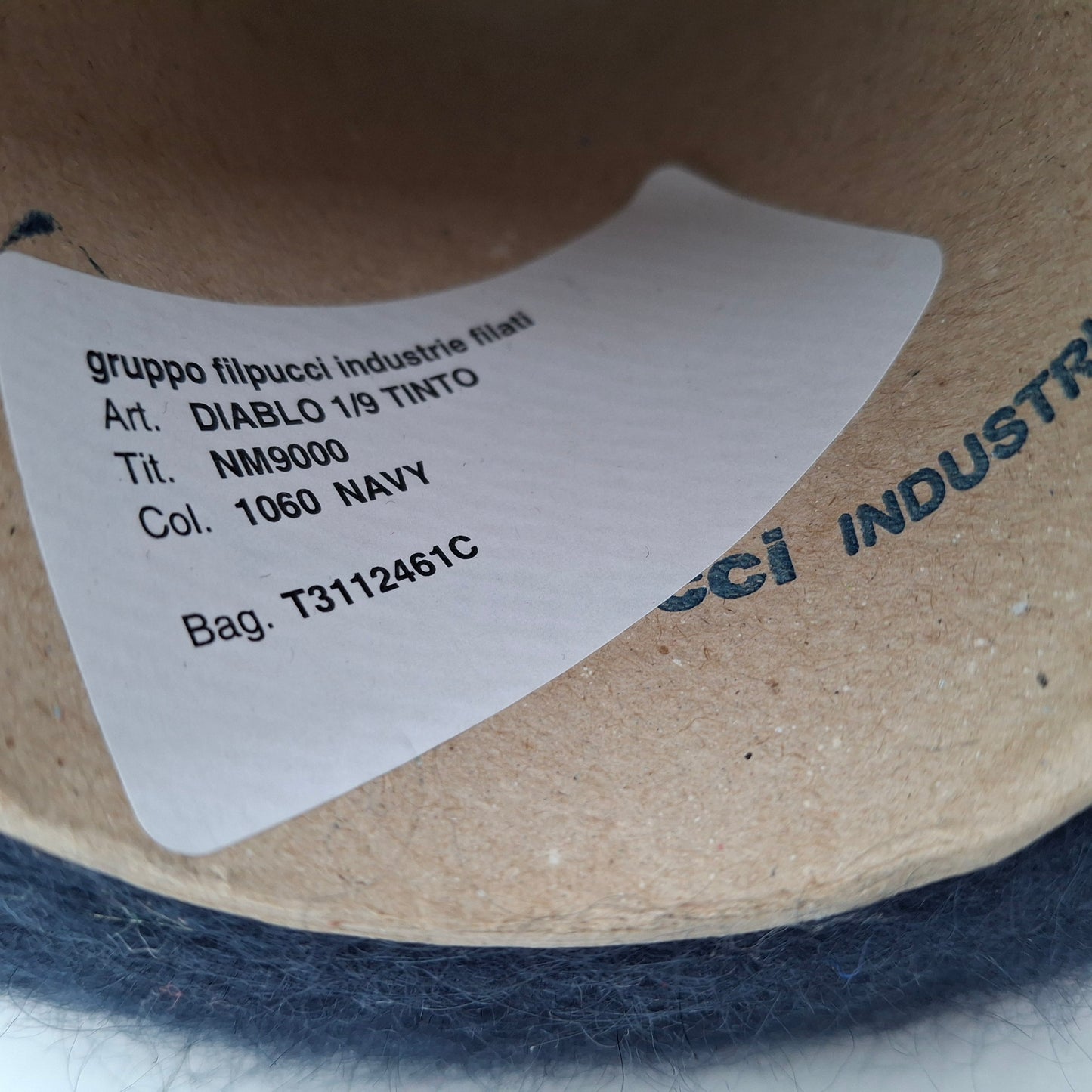 100g Kid Mohair hilo italiano suave color Azul Medianoche N.640