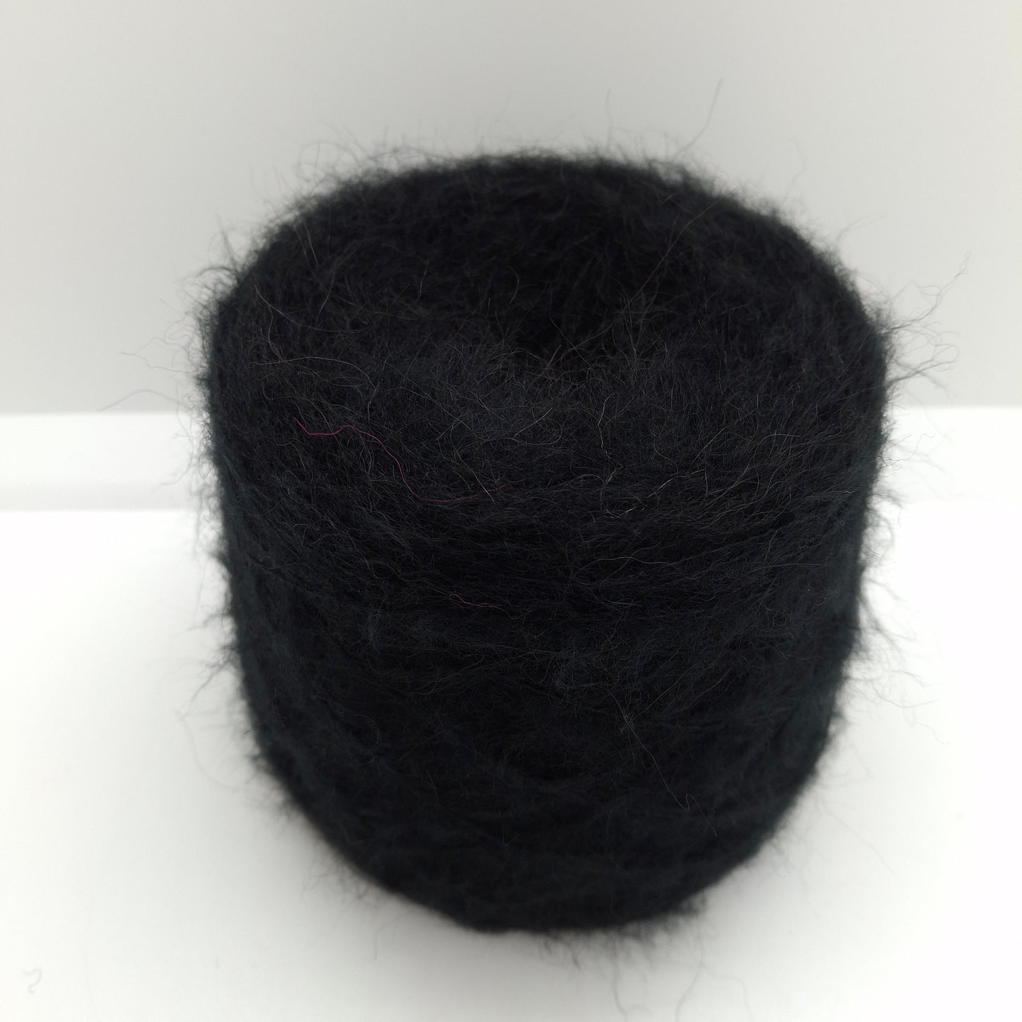 100g Alpaca Brushed Fil italien doux brossé couleur Noir N. 682