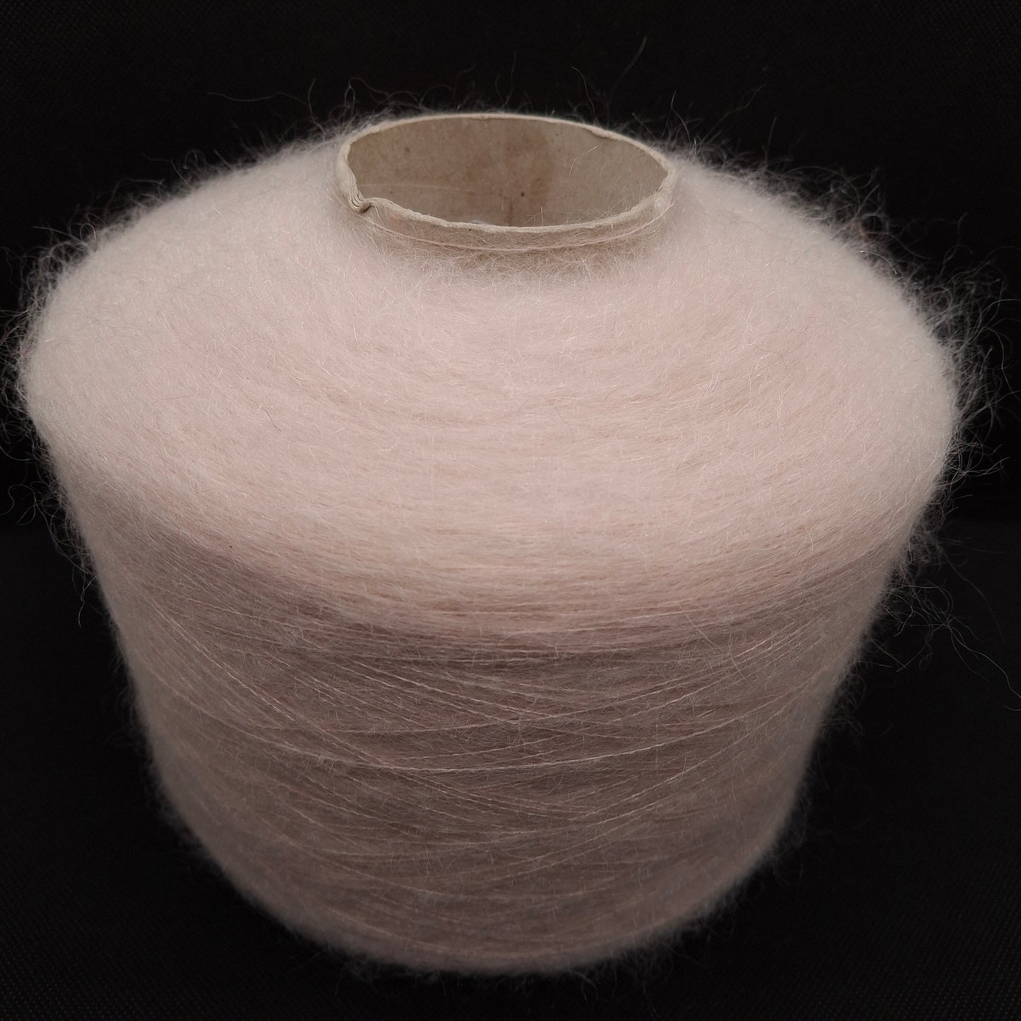 100g SuperKid Mohair Merino Extrafine soft Italian yarn color Nude (Beige Rosato) N.684