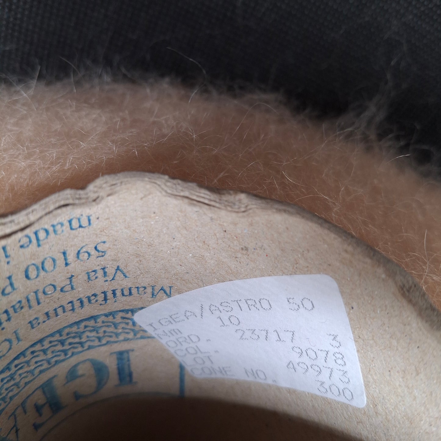 100g SuperKid Mohair Merino Extrafine morbido filato italiano colore Beige Pesca N.685