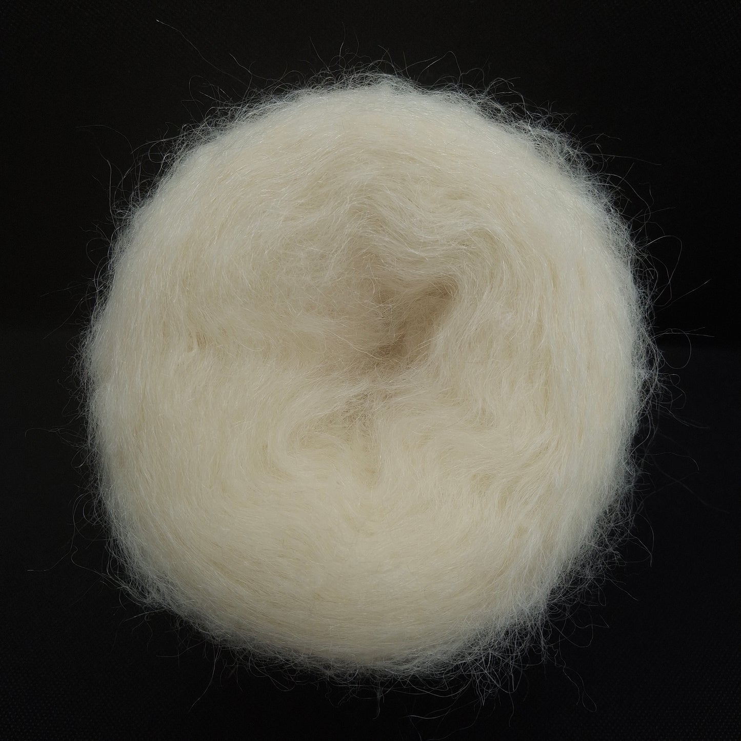 100g Mohair soft Italian yarn color Cream White N.697