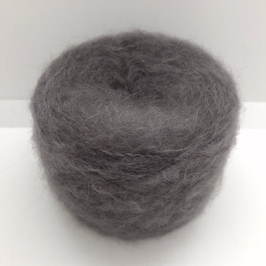 100g Kid Mohair blødt italiensk garn farve Smoke Grey N.606