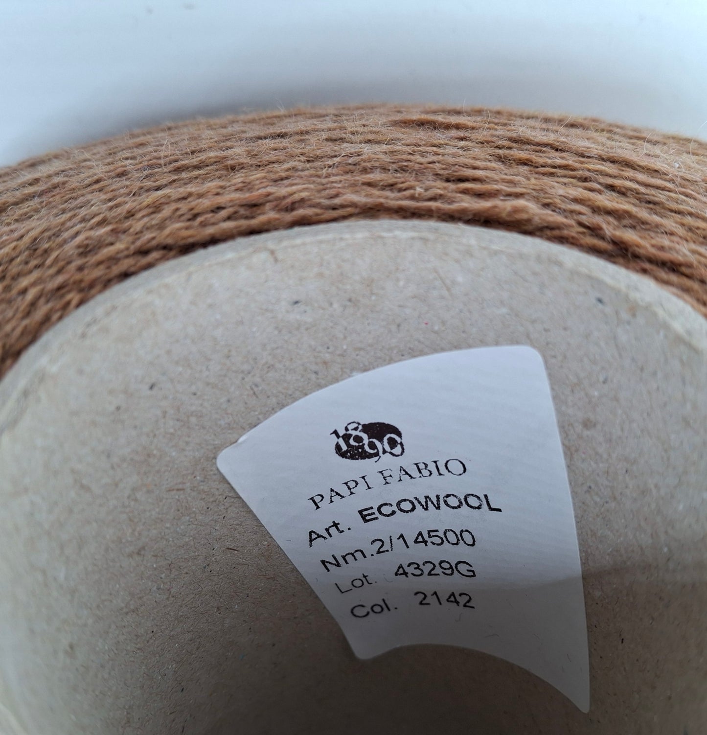 100g Extrafine Wool Italian yarn color Beige Camel N.702