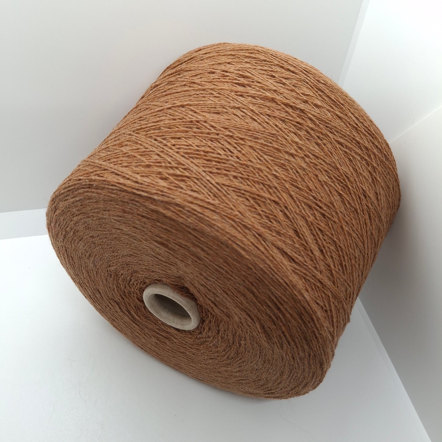 100g Extrafine Wool Italian yarn color Beige Camel N.702