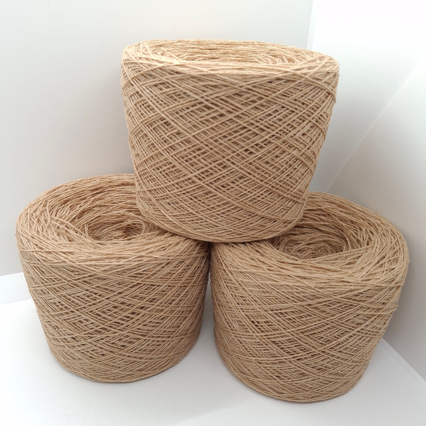 100g Extrafine Wool Italian yarn Light Beige color N.703