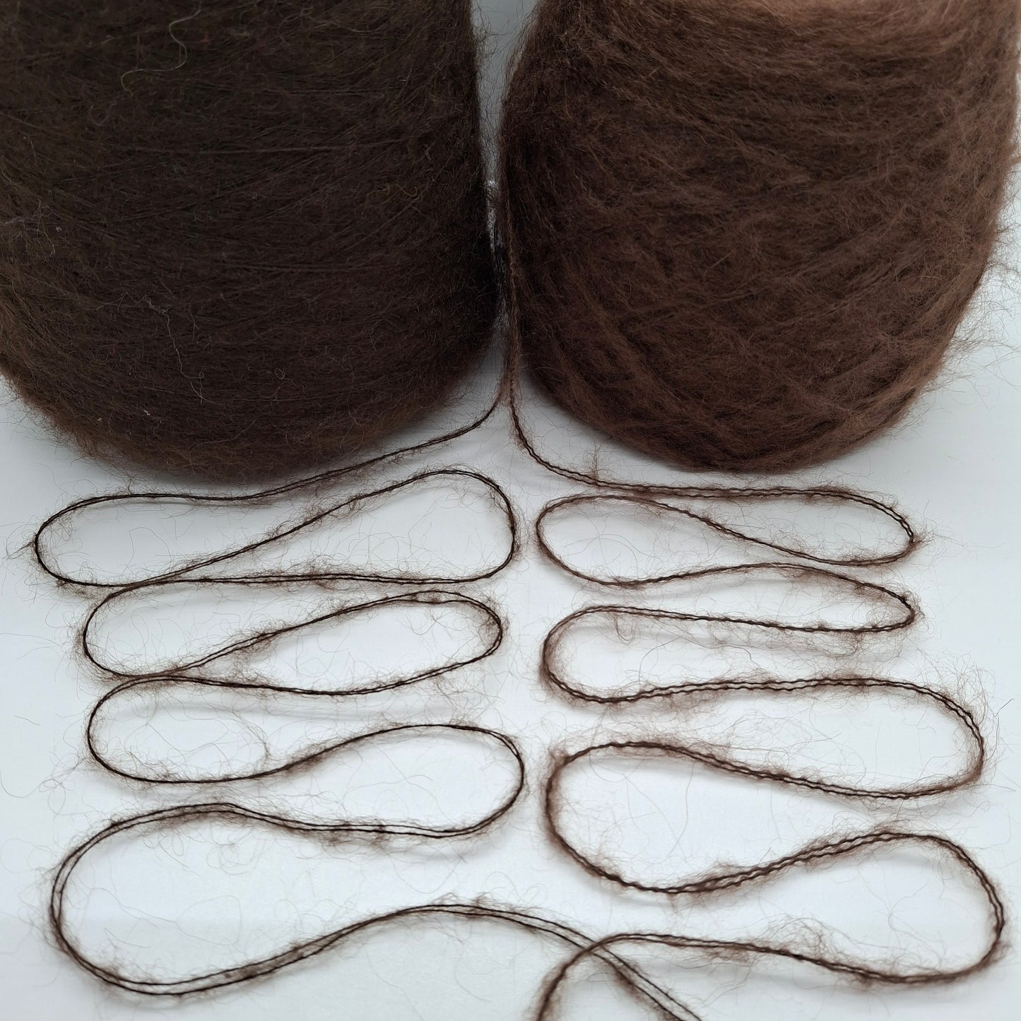 100 g weiches italienisches Mohairgarn, Farbe Braun N.750